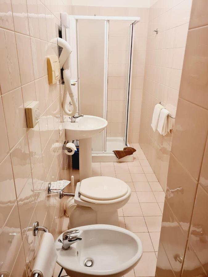 Hotel San Marco Песаро Екстериор снимка