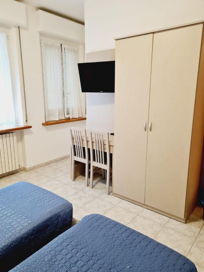 Hotel San Marco Песаро Екстериор снимка