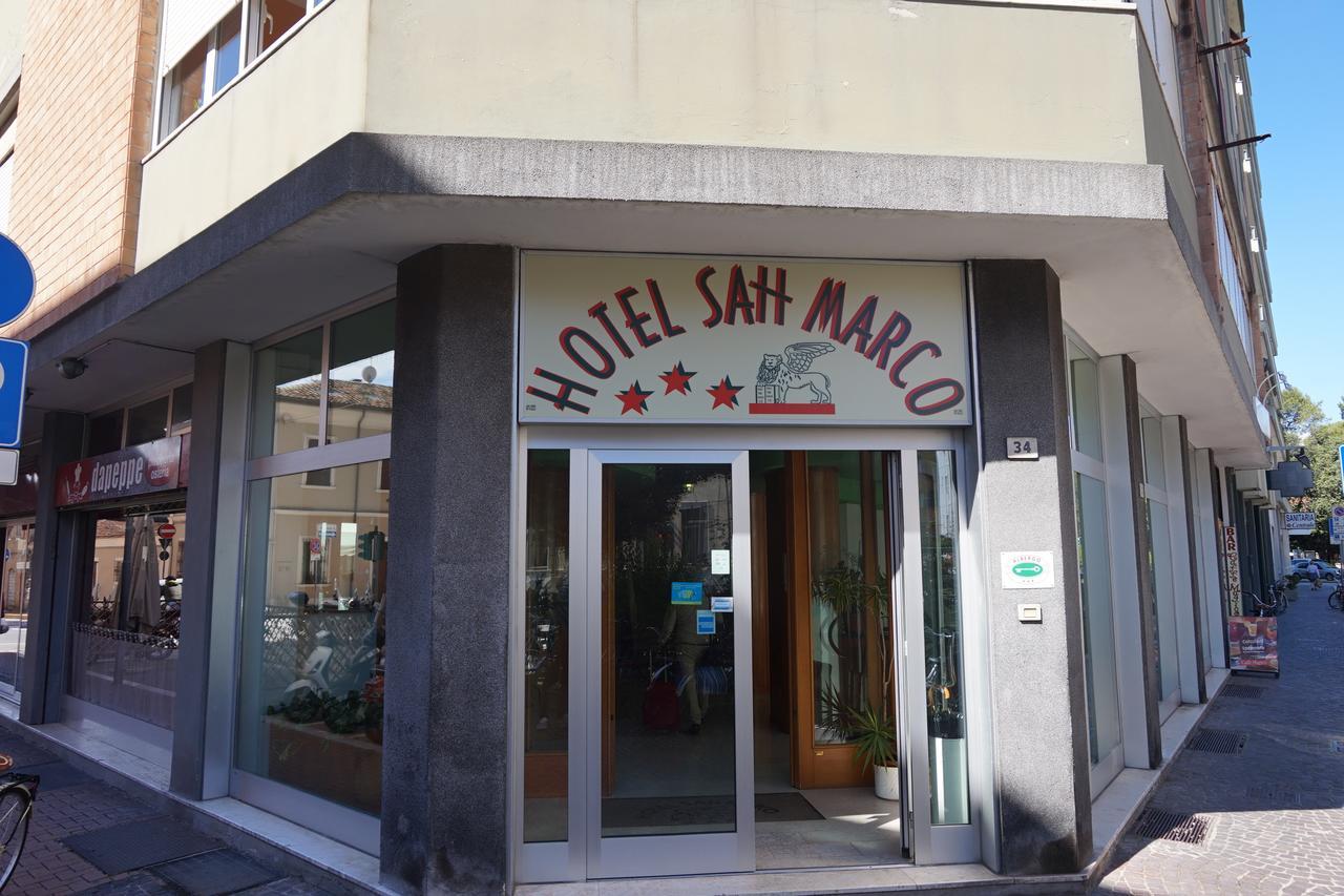 Hotel San Marco Песаро Екстериор снимка